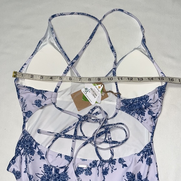 BERLOOK V Neck Backless One-Piece Swimsuit LARGE - Picture 7 of 14